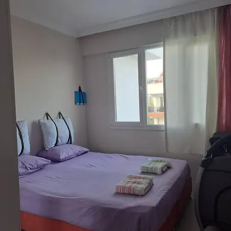 Havuz Olanagi Sunan Guezel Guezel Bir Daire * Dalaman